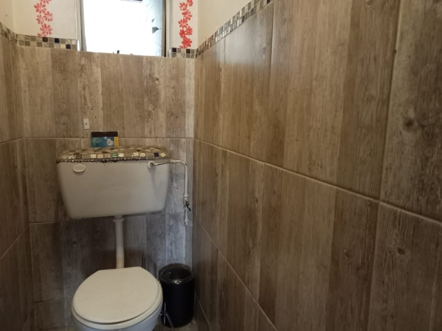 2 Bedroom Property for Sale in Southernwood Eastern Cape